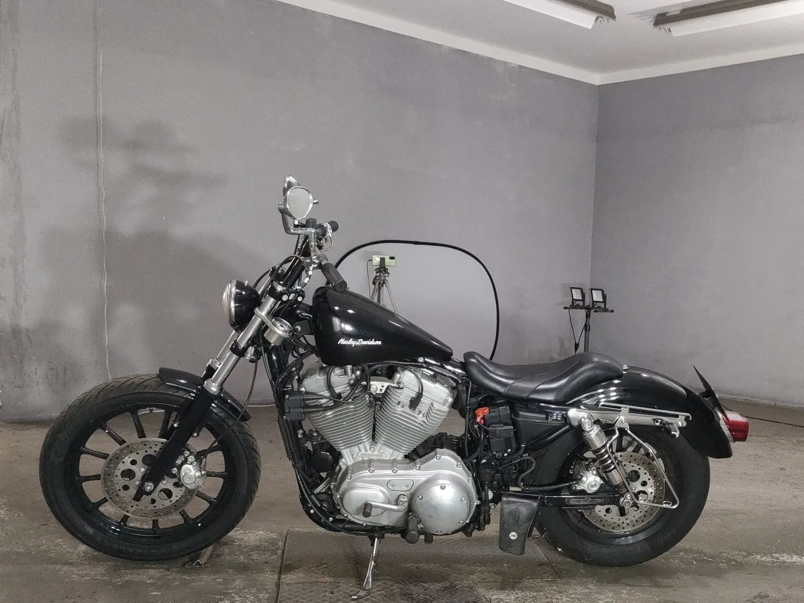 Harley-Davidson XL883 с аукциона JBA, кадр 2