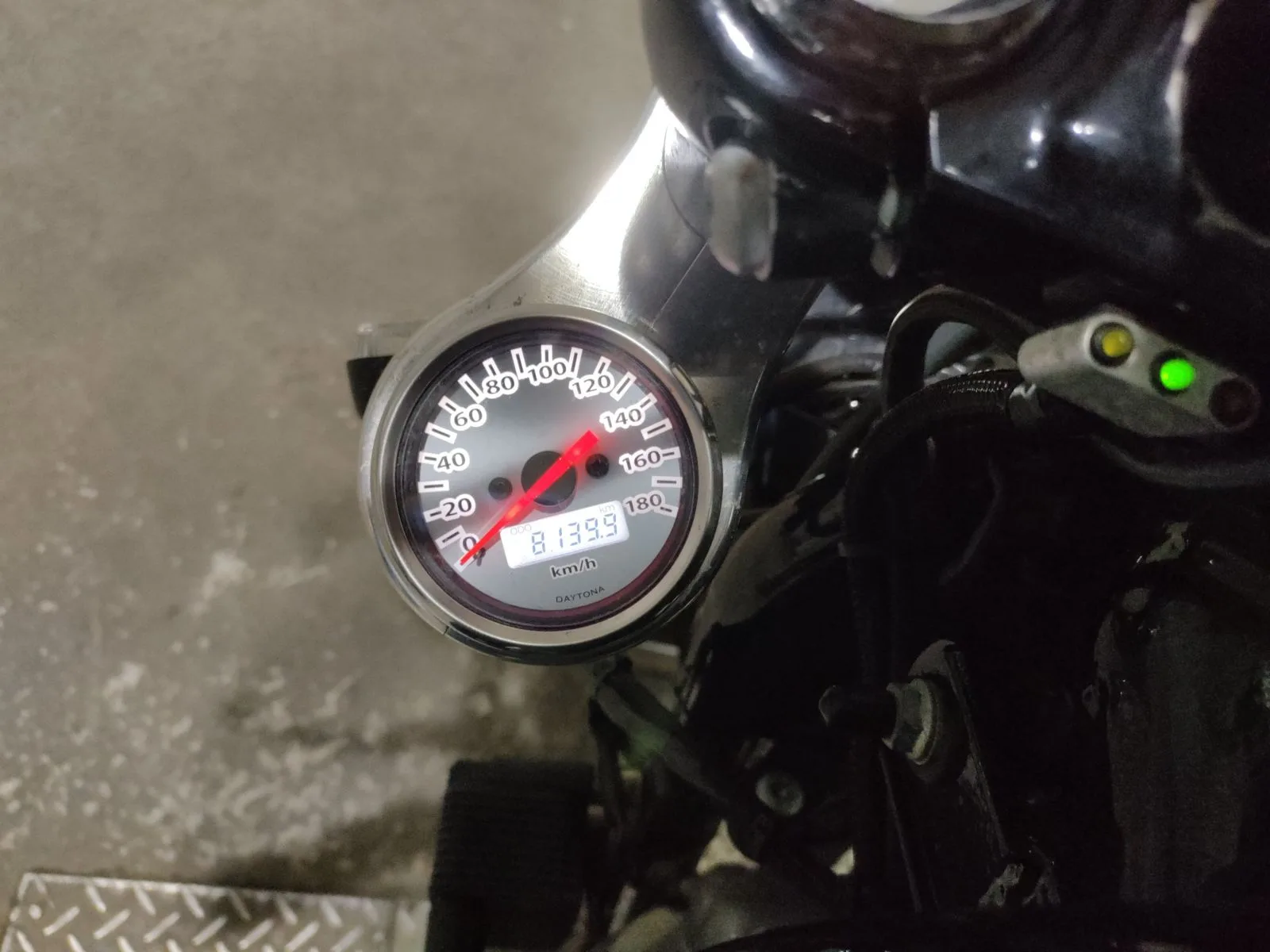 Harley-Davidson XL883 с аукциона JBA, кадр 5