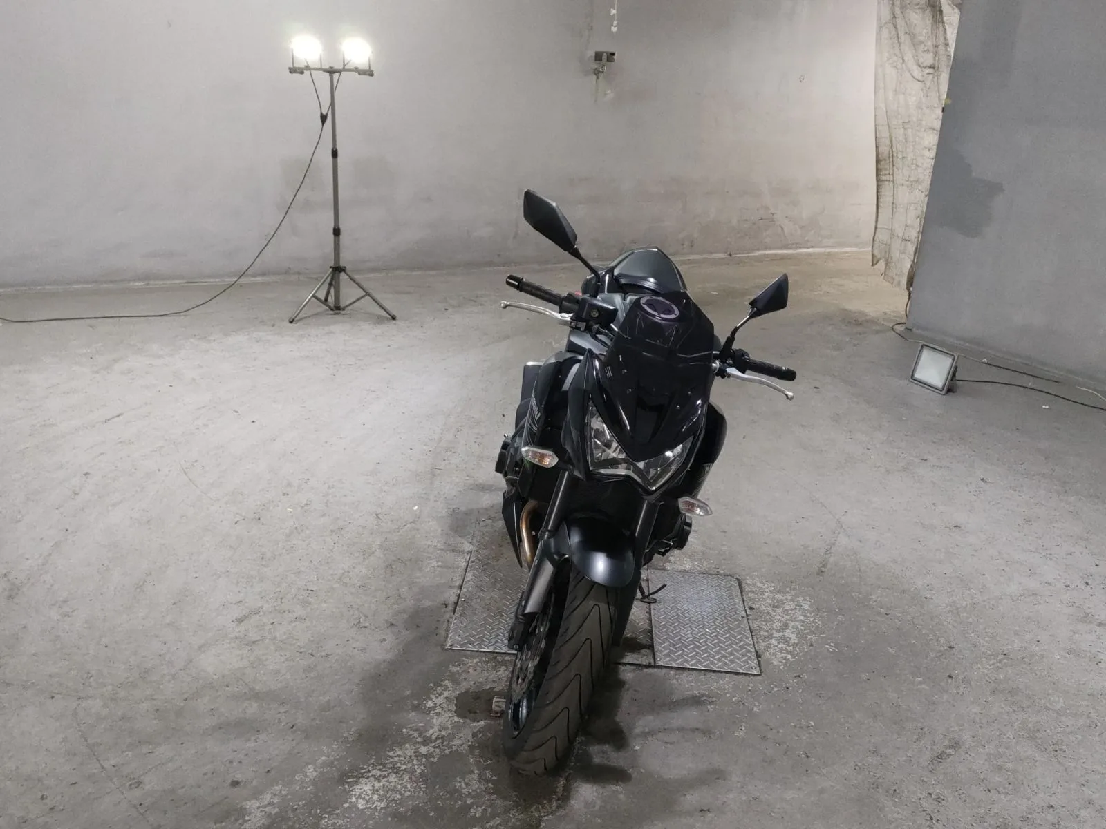 Kawasaki Z800 с аукциона JBA, кадр 3