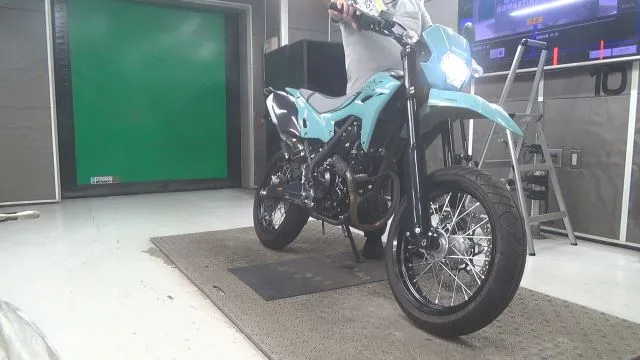Kawasaki KLX230SM года из Японии