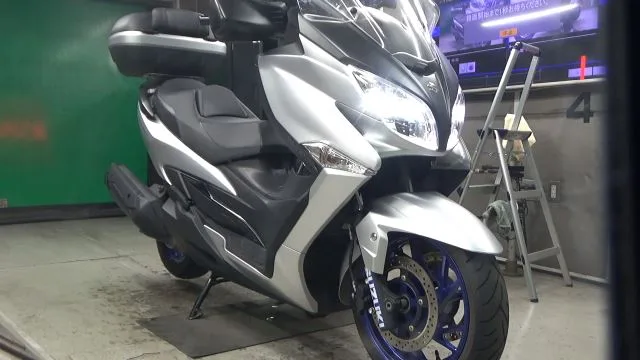 Suzuki BURGMAN 400A 2022 года из Японии