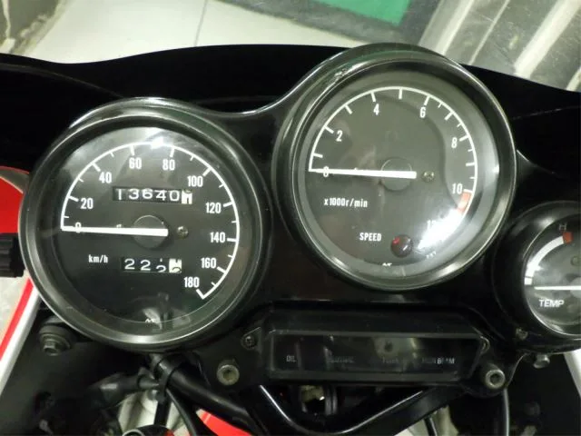 Yamaha TZR250 с аукциона BDS, кадр 7