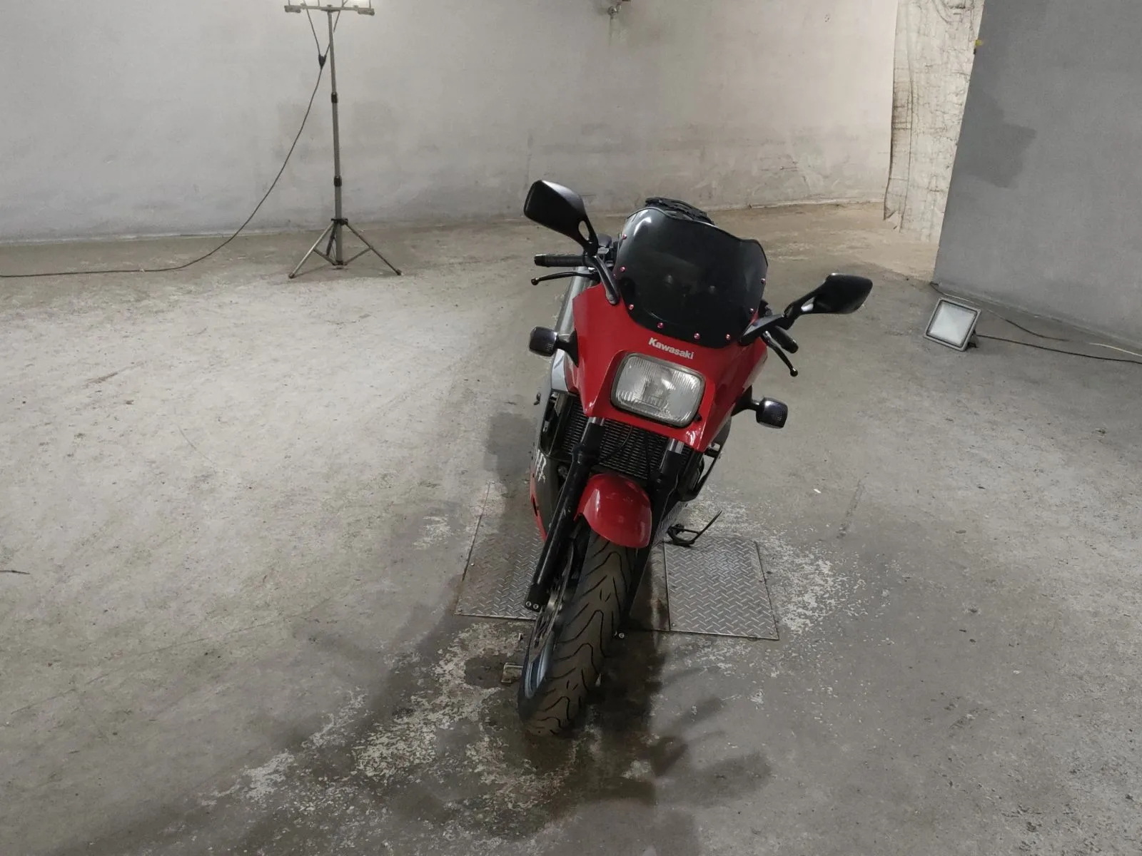 Kawasaki GPZ900R с аукциона JBA, кадр 3