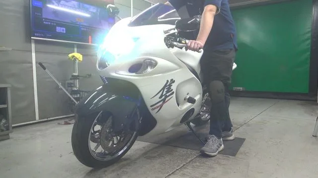Suzuki HAYABUSA с аукциона BDS, кадр 2