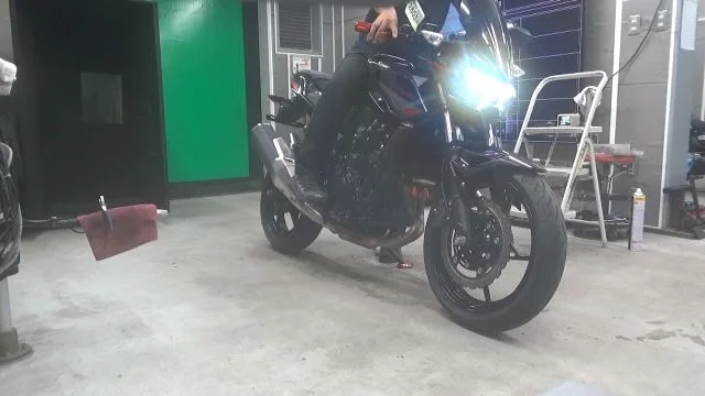 Kawasaki Z400 2025 года из Японии