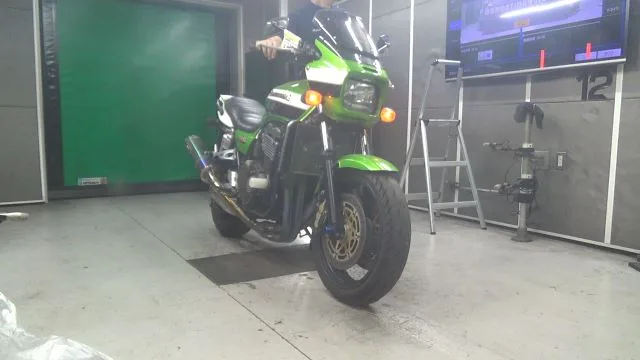 Kawasaki ZRX1200R с аукциона BDS, кадр 1