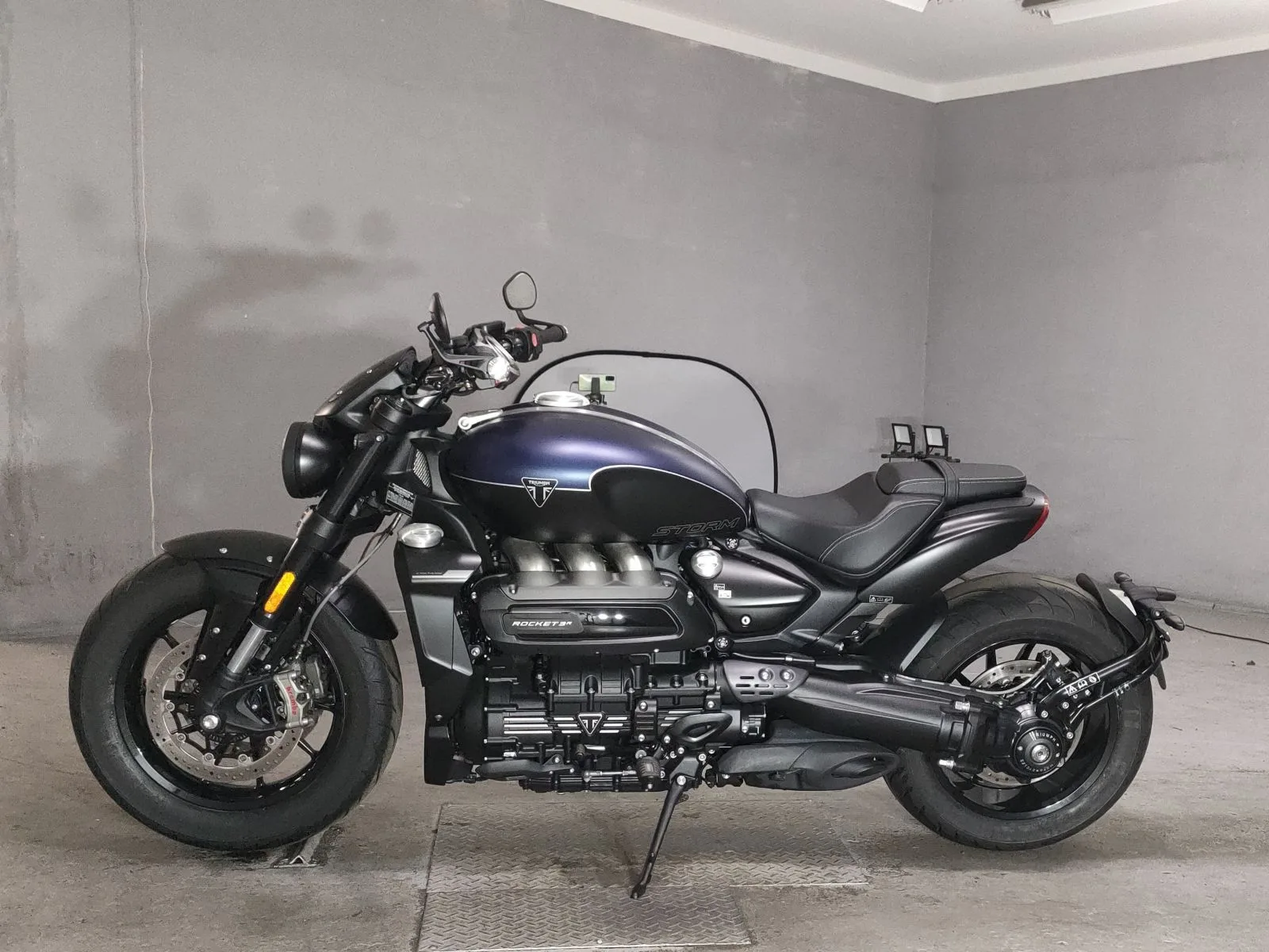Triumph ROCKET 3 STORM R с аукциона JBA, кадр 2
