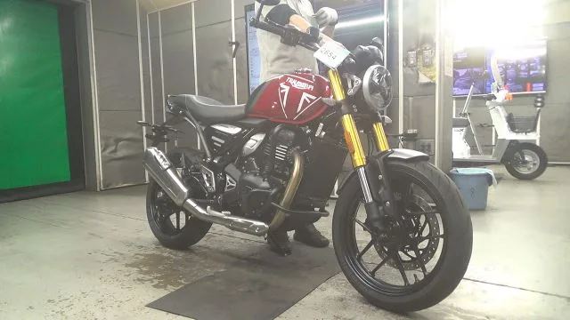Triumph SPEED 400 2024 года из Японии