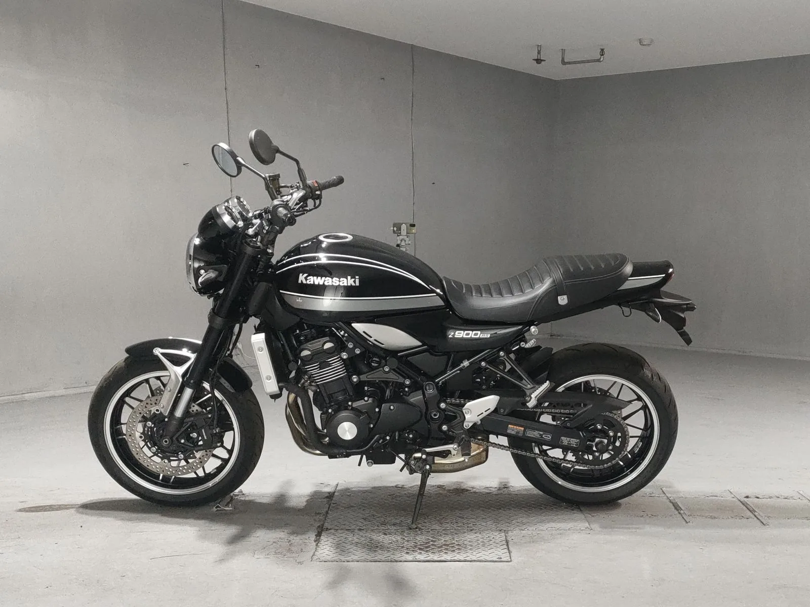 Kawasaki Z900RS с аукциона JBA, кадр 2