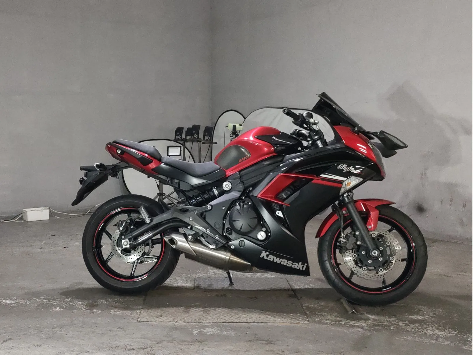 Kawasaki NINJA650 из Японии