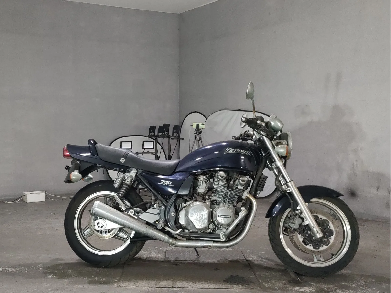 Kawasaki ZEPHYR750 с аукциона JBA, кадр 1