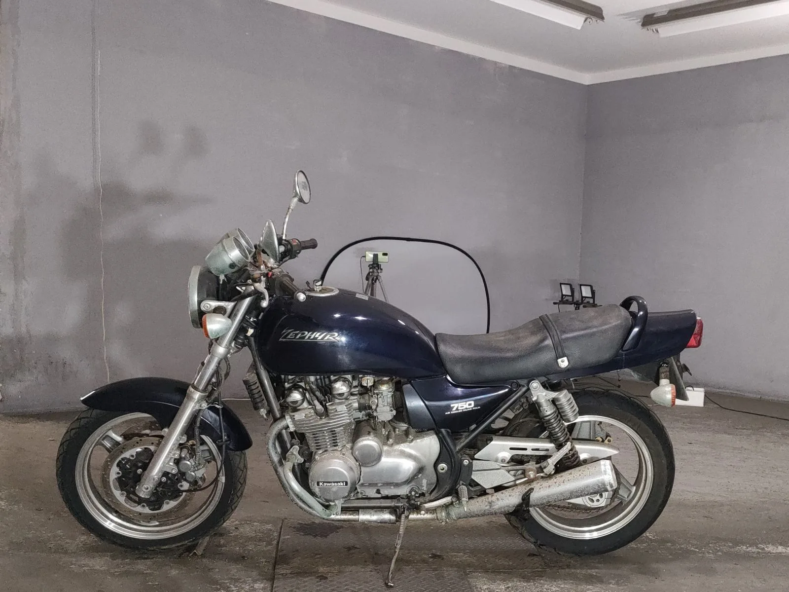Kawasaki ZEPHYR750 с аукциона JBA, кадр 2