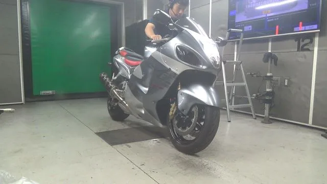 Suzuki GSX1300R HAYABUSA с аукциона BDS, кадр 1