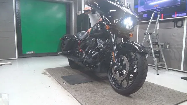 Harley-Davidson FLHXS1870 2024 года из Японии