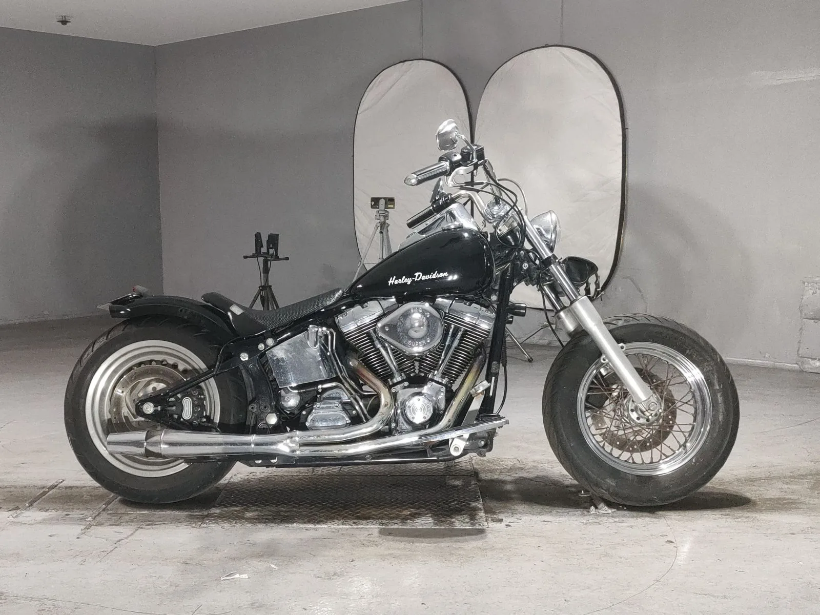 Harley-Davidson FLSTF1450 2001 года с японского аукциона JBA
