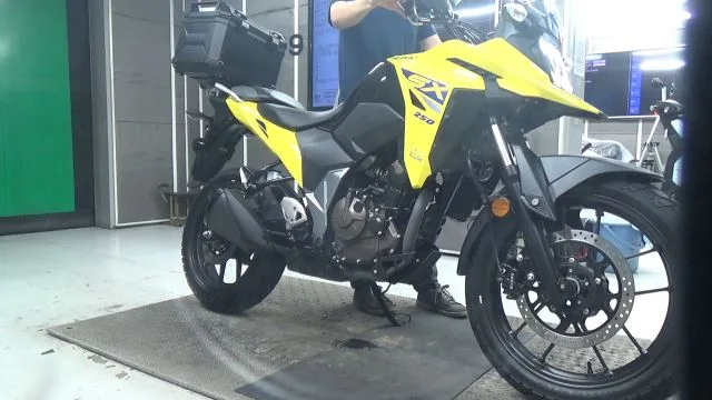 Suzuki V STROM 250SX года из Японии