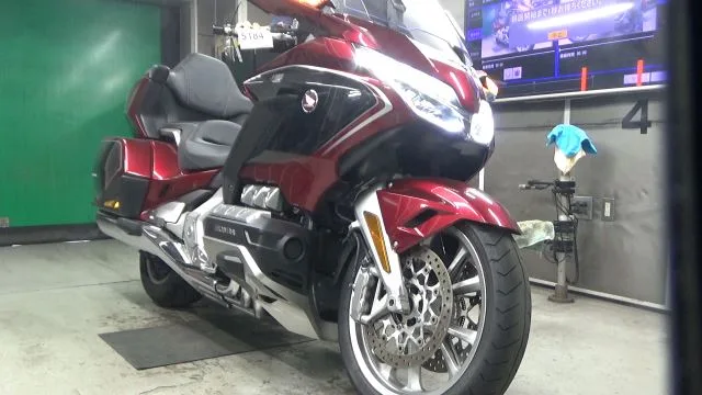 Honda GL1800 TOUR D 2018 года из Японии