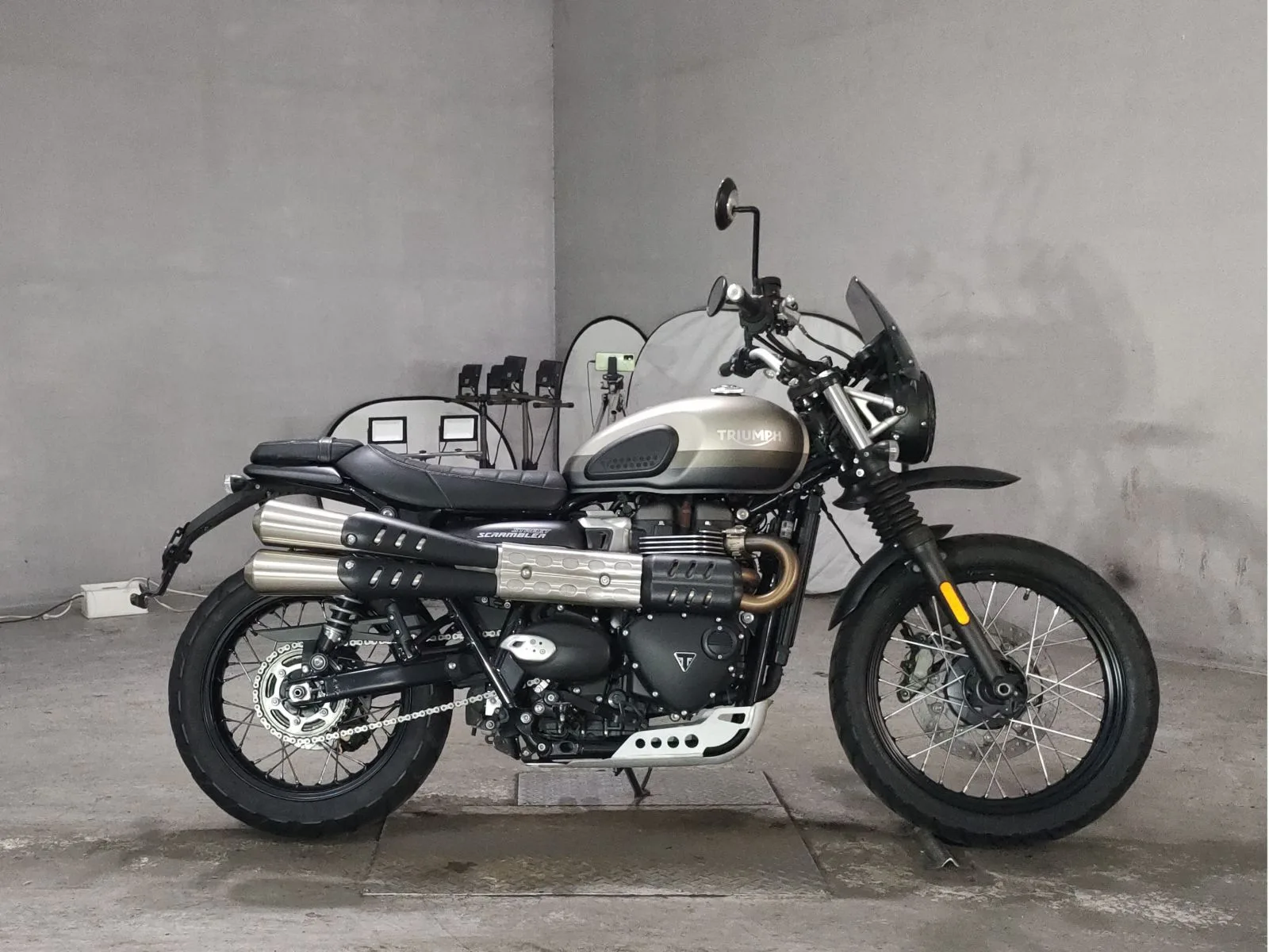 Triumph STREET SCRAMBLER 2021 года с японского аукциона JBA