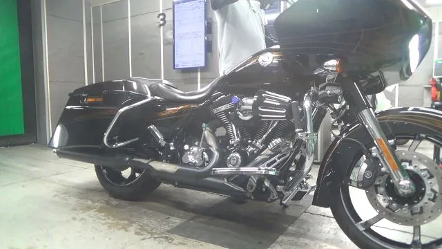 Harley-Davidson FLTRXSE1800CVO с аукциона BDS, кадр 1