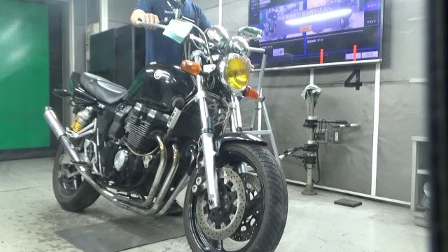 Yamaha XJR400R с аукциона BDS, кадр 1