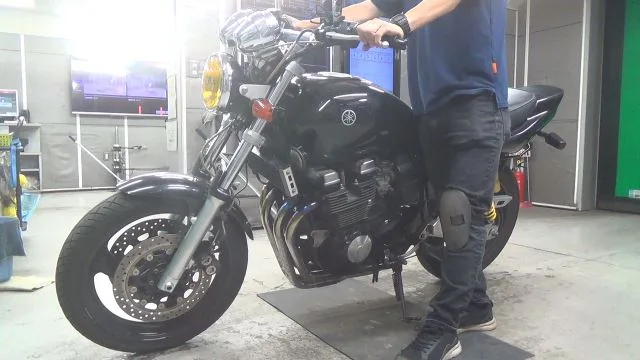 Yamaha XJR400R с аукциона BDS, кадр 2