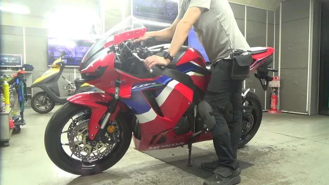 Honda CBR600RR с аукциона BDS, кадр 2