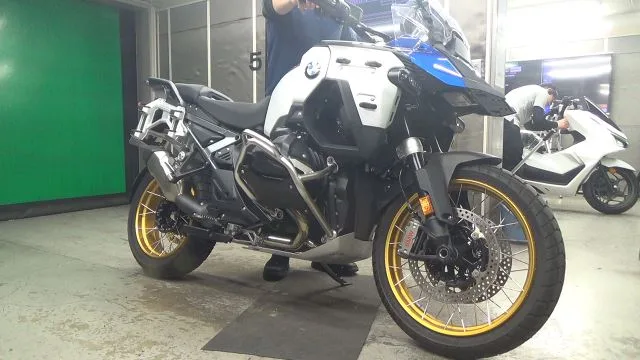 BMWR1300GS ADVENTURE 2024 года из Японии