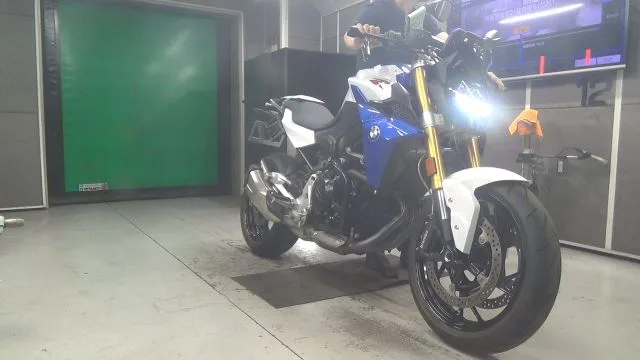 BMWF900R 2023 года из Японии