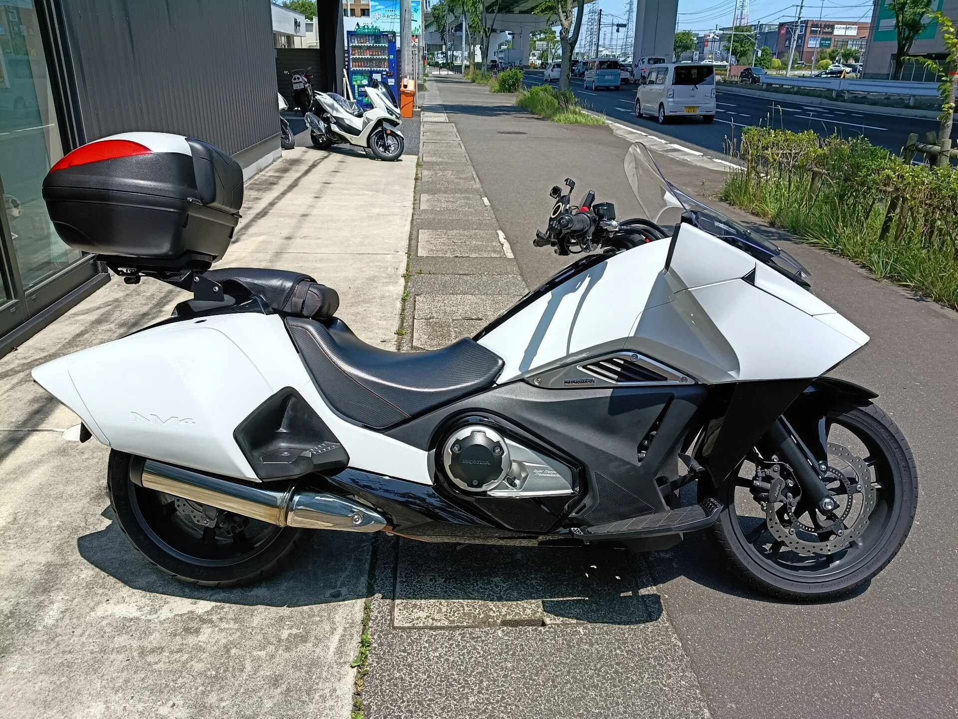 Honda NM4-02 из Японии