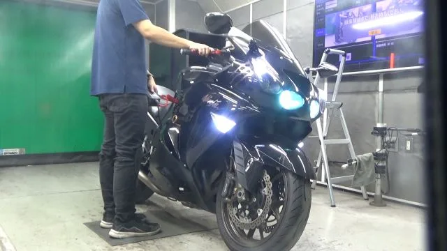 Kawasaki ZZR1400 с аукциона BDS, кадр 1