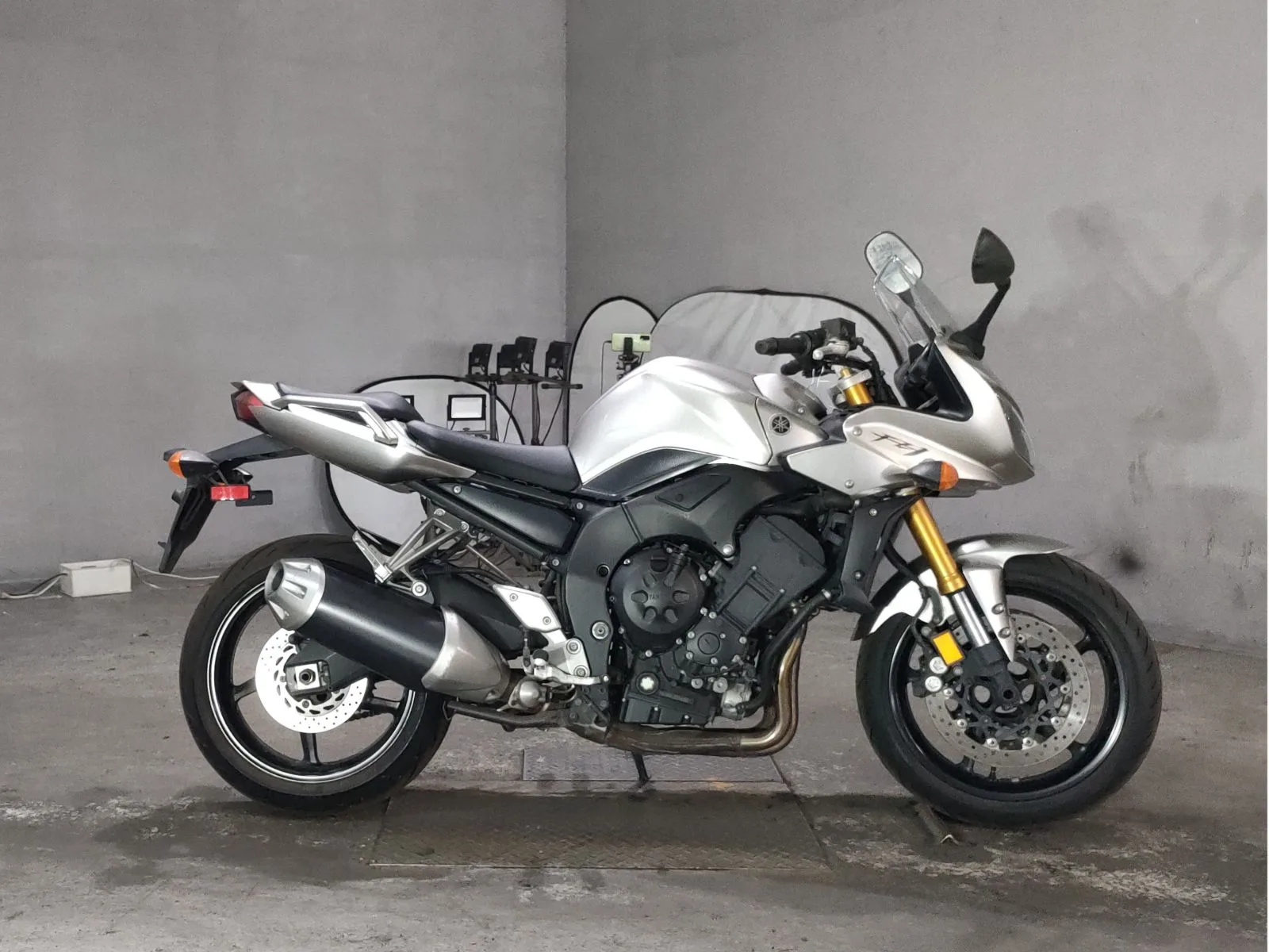 Yamaha FZ-1 FEATHER 2006 года с японского аукциона JBA