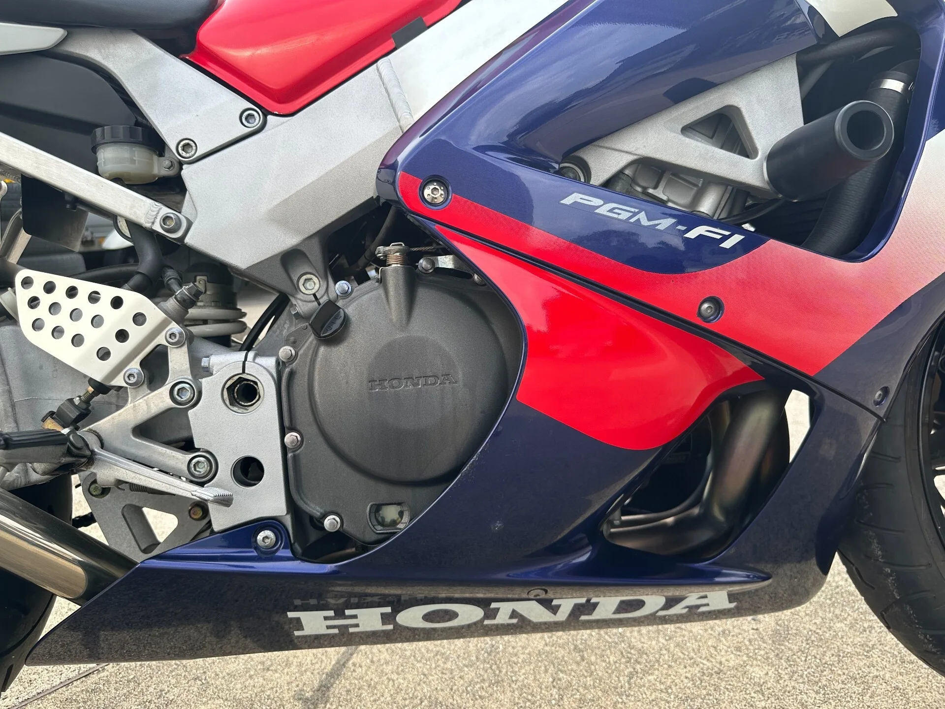 Honda CBR929RR FIRE BLADE с аукциона AUCNET, кадр 10