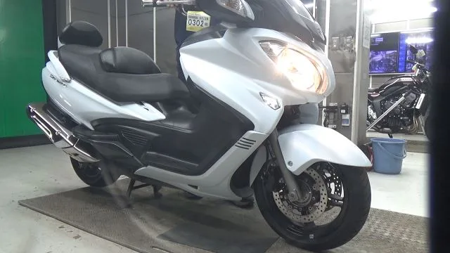 Suzuki SKYWAVE 650LX 2013 года из Японии