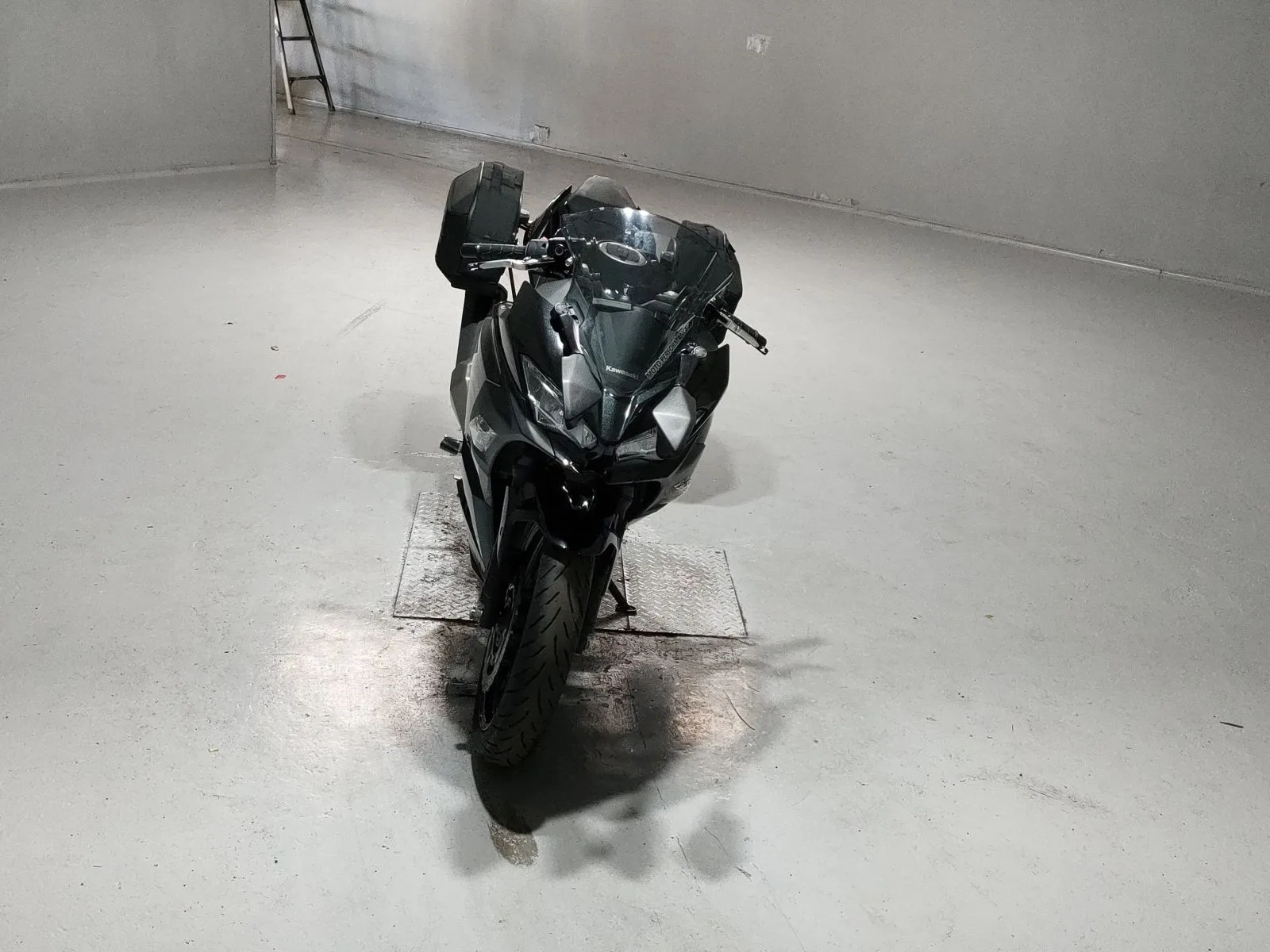 Kawasaki NINJA400 с аукциона JBA, кадр 3