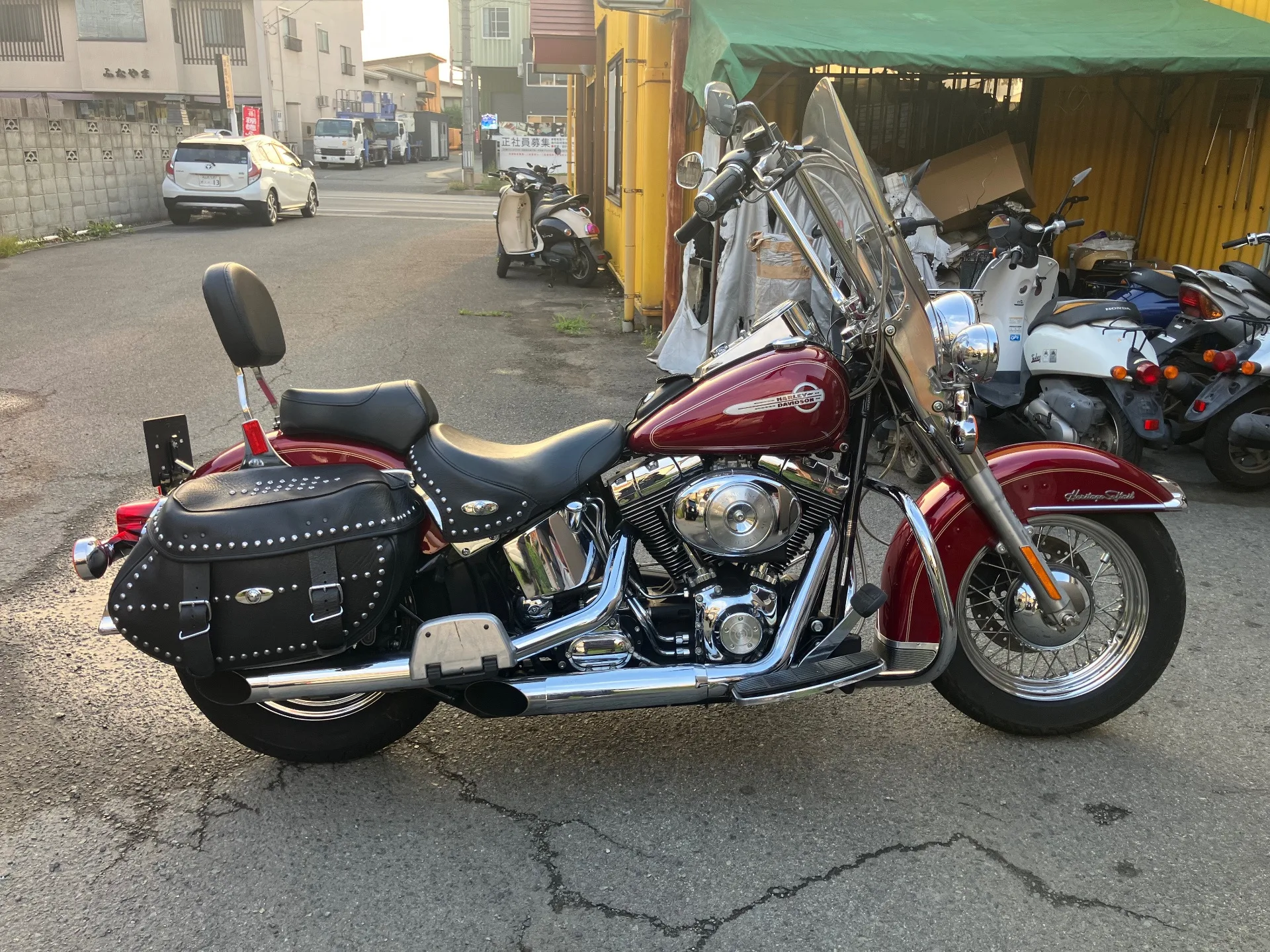 Harley-Davidson FLSTC 2004 года из Японии