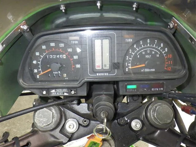 Kawasaki Z750GP с аукциона BDS, кадр 7
