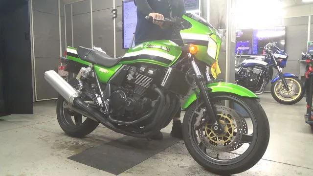 Kawasaki ZRX400 2003 года из Японии