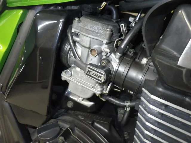 Kawasaki ZRX400 с аукциона BDS, кадр 3