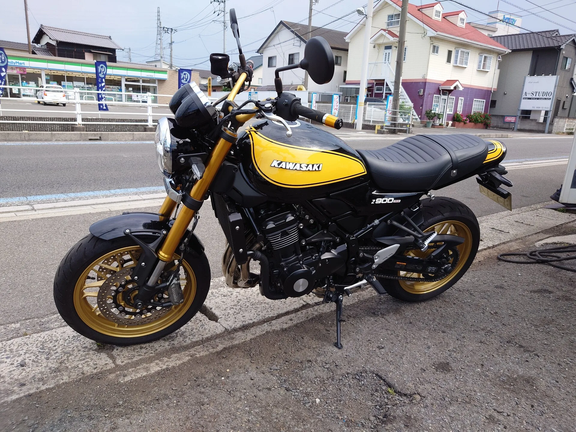 Kawasaki Z900RS SE 2023 года из Японии