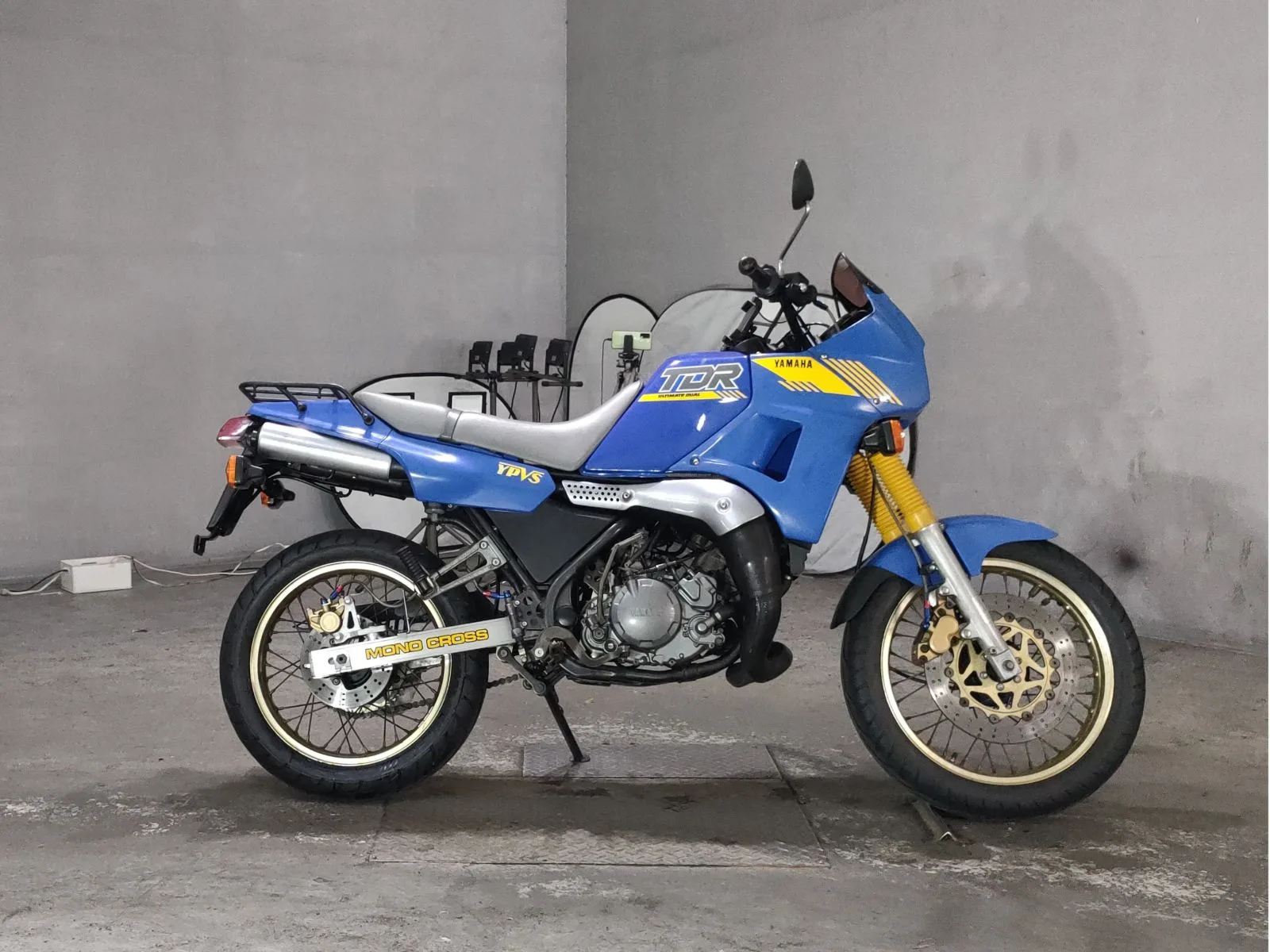 Yamaha TDR250 года с японского аукциона JBA