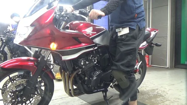 Honda CB400SFV-4 BOLDORABS с аукциона BDS, кадр 2