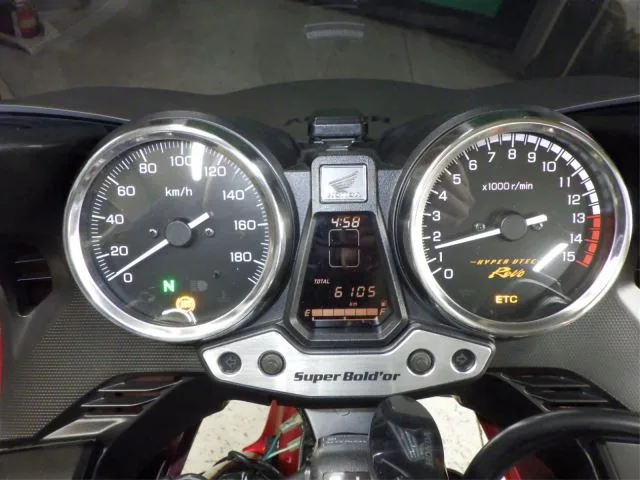 Honda CB400SFV-4 BOLDORABS с аукциона BDS, кадр 7