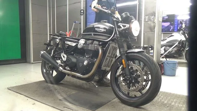 Triumph SPEED TWIN 2020 года из Японии