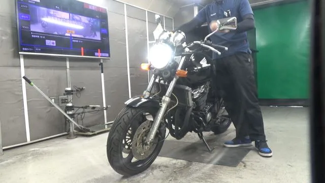 Honda CB400SF с аукциона BDS, кадр 2