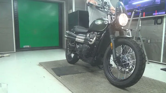 Triumph STREET SCRAMBLER 2023 года из Японии