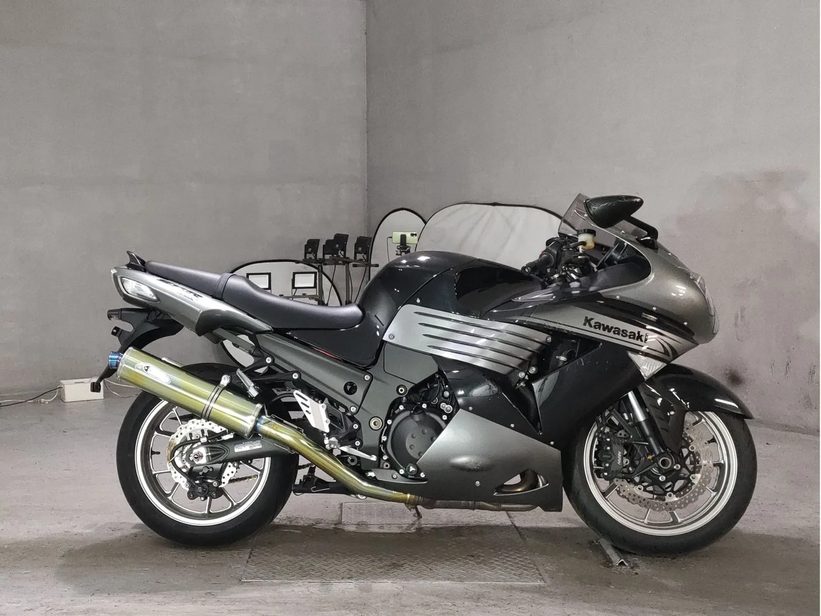 Kawasaki ZZR1400 с аукциона JBA, кадр 1