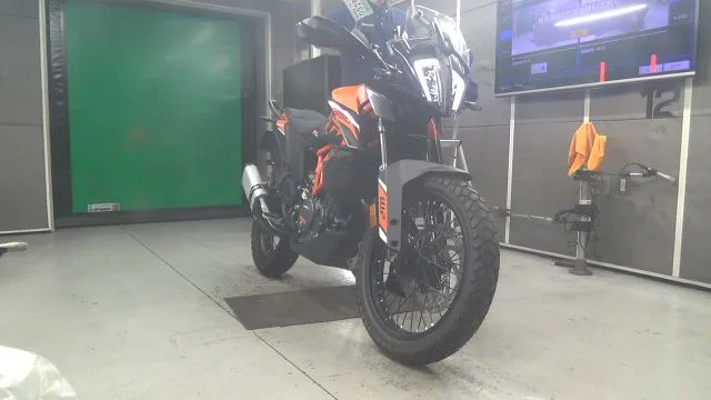 KTM390 ADVENTURE года из Японии