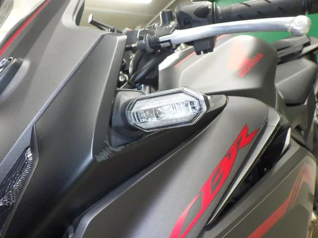 Honda CBR400R с аукциона BDS, кадр 8