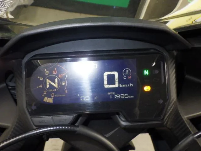 Honda CBR400R с аукциона BDS, кадр 9