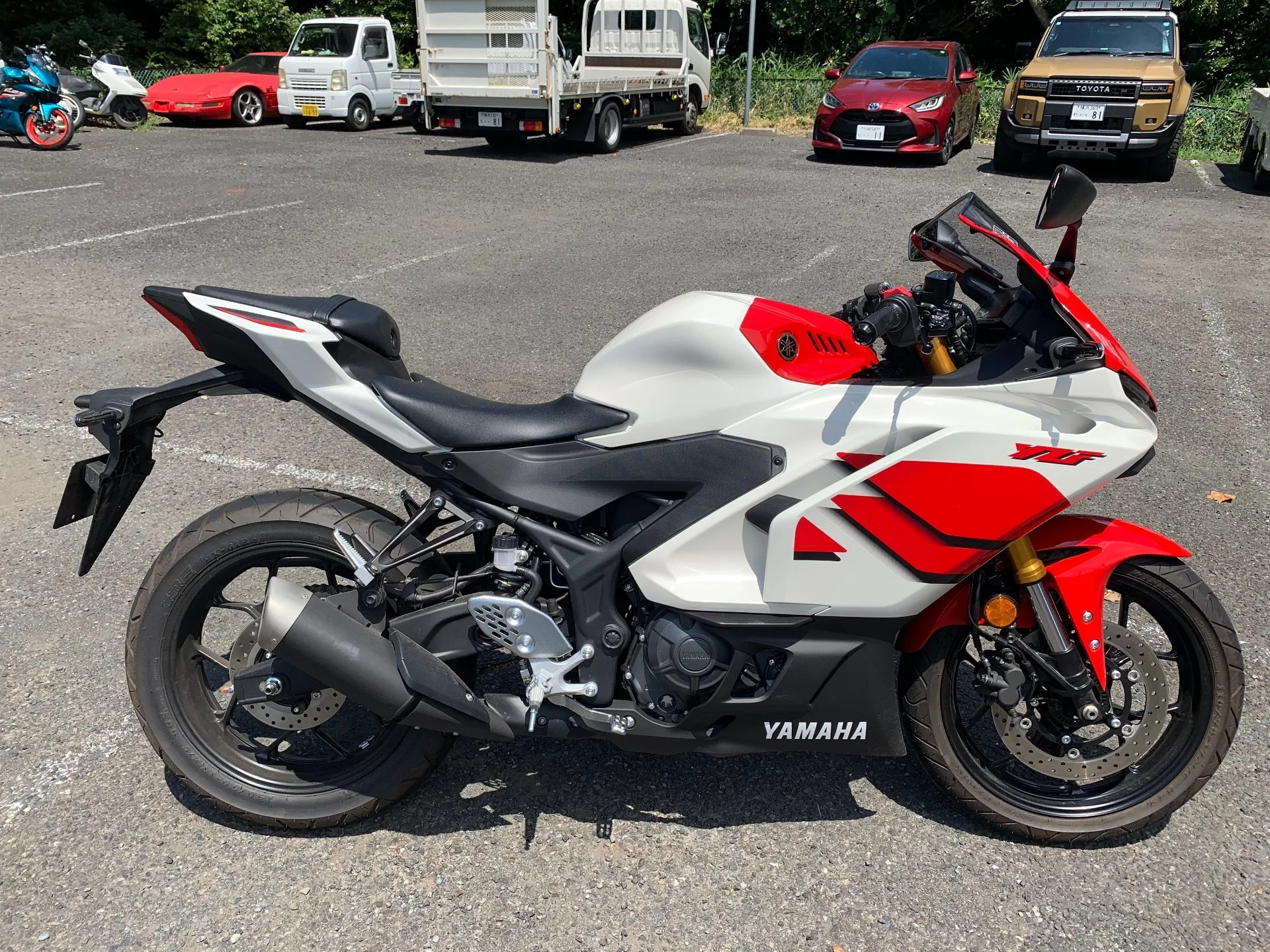 Yamaha YZF-R25  года из Японии